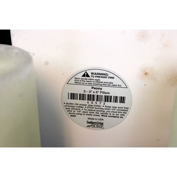 NEW Southern Living Peony Pillar Candles 6" Tall White Scented set of 2 in box - Picture 3 of 6